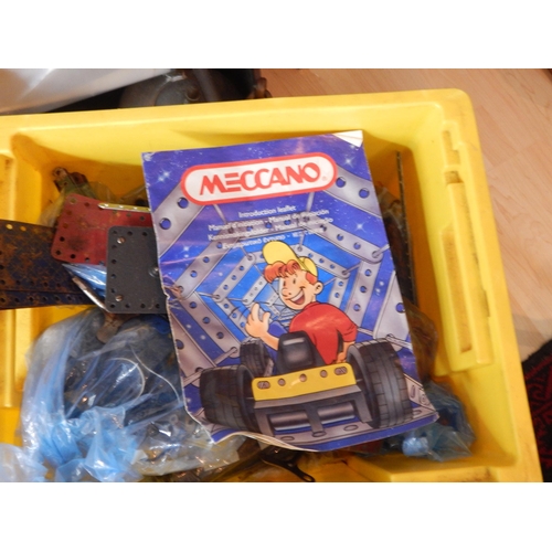 457 - Large Tub of Vintage Meccano