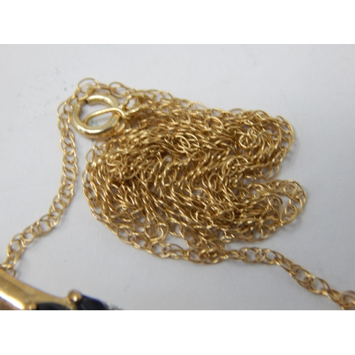 216 - 9ct Gold Gem Set Pendant Necklace: Weight 2.31g