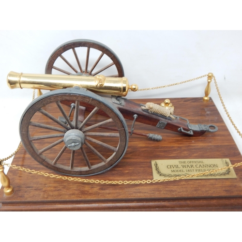 468 - Two Well Detailed Model of a Civil War Cannon & Gatling Gun on Wooden Stands: Measuring 27cm x 20cm