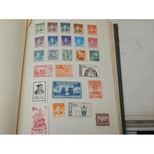 97 - Album of QV & Later GB & World Stamps: Countries Including Australia, Austria, Belgium, China, Cypru... 