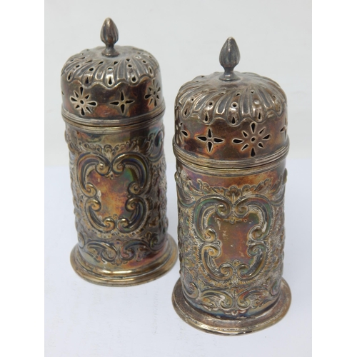 131 - A Pair of Victorian Silver Sugar Casters: Hallmarked Birmingham 1897 by Harry Hayes: Weight 246g