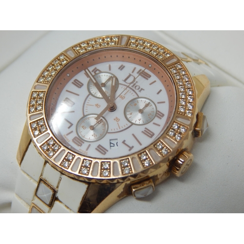 305 - Dior: Christian Dior 18ct Gold Christal Chronograph
Reference CD 114370
18ct Gold , Dior diamonds se... 