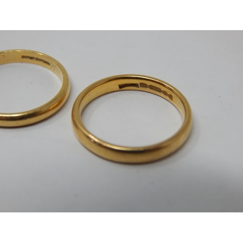 238 - 2 x 18ct Gold Wedding Rings: Sizes M/N: Weight 6.22g