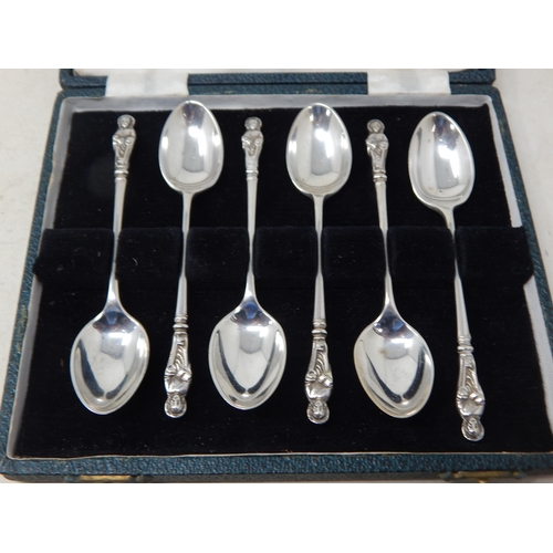 143 - A Set of 6 Silver Apostle Spoons Hallmarked Sheffield 1911 by John Round in Fitted Case: Weight 90g