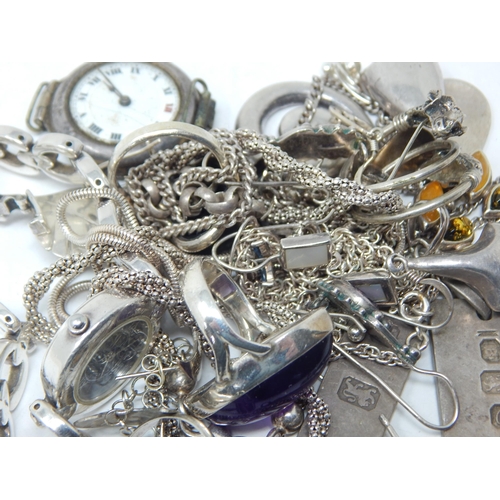 253 - Quantity of Silver Jewellery: Gross weight 184g