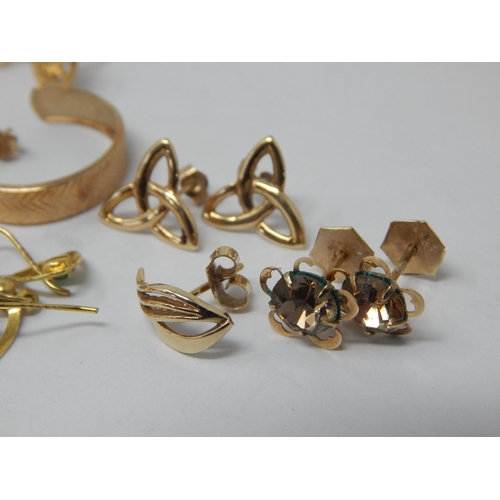 257 - A Quantity of 9ct Gold Earrings 4.8g together with a small quantity of yellow metal items 5.8g