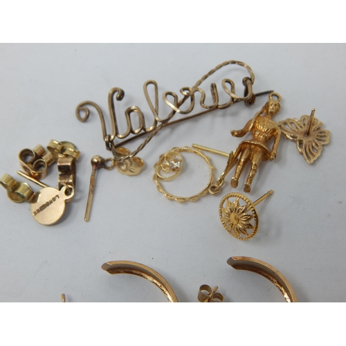 257 - A Quantity of 9ct Gold Earrings 4.8g together with a small quantity of yellow metal items 5.8g