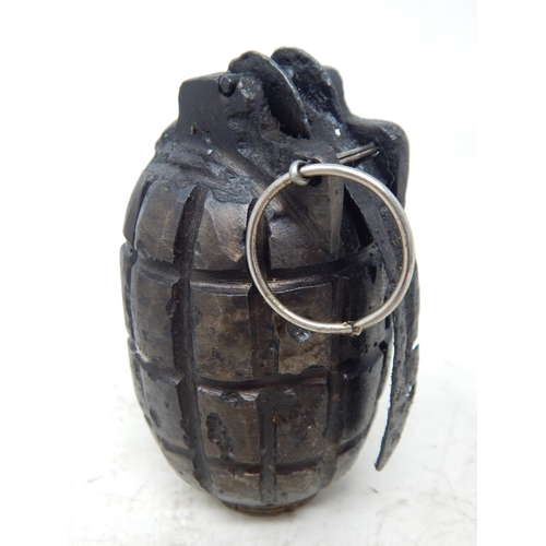 114 - WWI British No.23 Hand Grenade: 1916 D & B