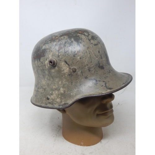 206 - A WWI German M17 Helmet with orginal paint. Please Note: Customers must satisfy themselves prior to ... 