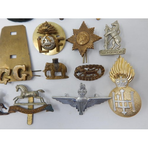 137 - Military Cap Badges Including Kings Own Hussars, Paras, Bandsman etc