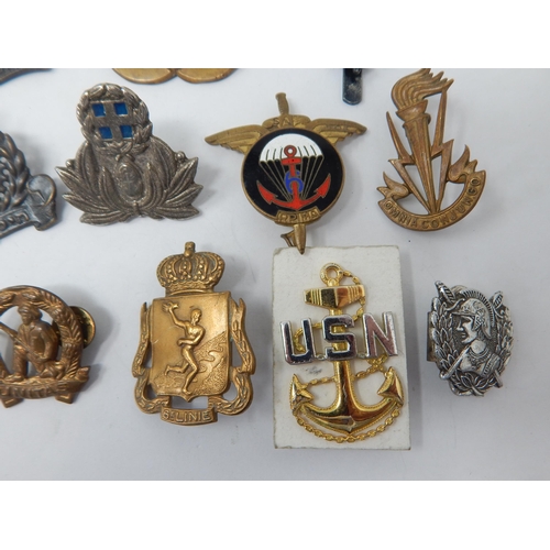 146 - Various World Cap Badges Including Free French, South Africa & Belgium