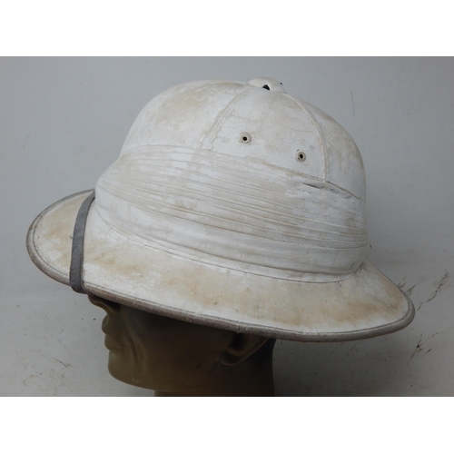 214 - British Military Cork Helmet by Elwood's & Sons London. Note: Customers must satisfy themselves prio... 