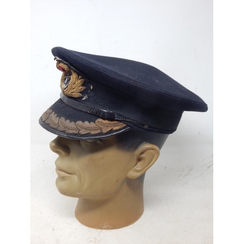 217 - WWI Royal Navy Captains Cap with Bullion Cap Badge & Interior 