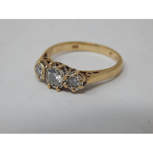 26 - 9ct trilogy ring, weight 1.96g