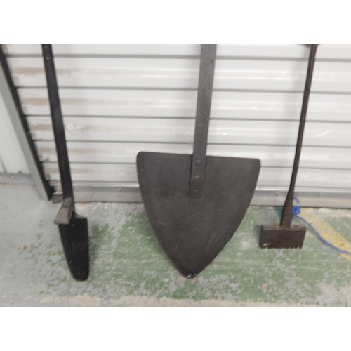 470 - 19th Century Peat Shovel, Branding iron 