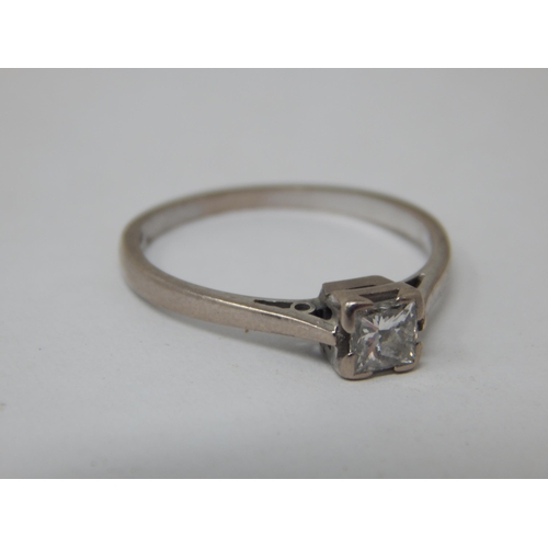 58 - 18ct White Gold Diamond Solitaire Ring. The Princess Cut Diamond Estimated @ 0.40ct. Size M/N: Gross... 