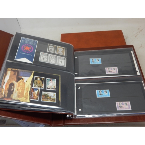 46 - Large collection of pre-Decimal (Pre-1971) Presentation packs in GPO/Royal Mail packs housed in 2 x ... 