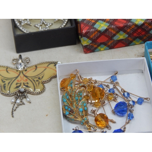 262 - A Quantity of Vintage Costume Jewellery Including some Silver. Items Include Necklaces, Chains, Cuff... 