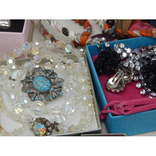 262 - A Quantity of Vintage Costume Jewellery Including some Silver. Items Include Necklaces, Chains, Cuff... 