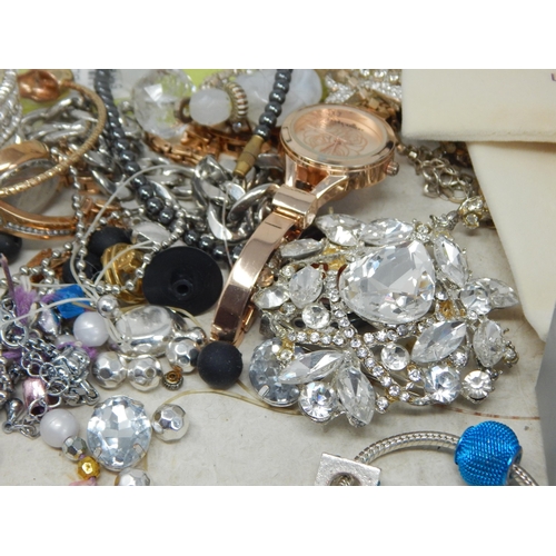 272 - A Quantity of Costume Jewellery including Jewellery Boxes