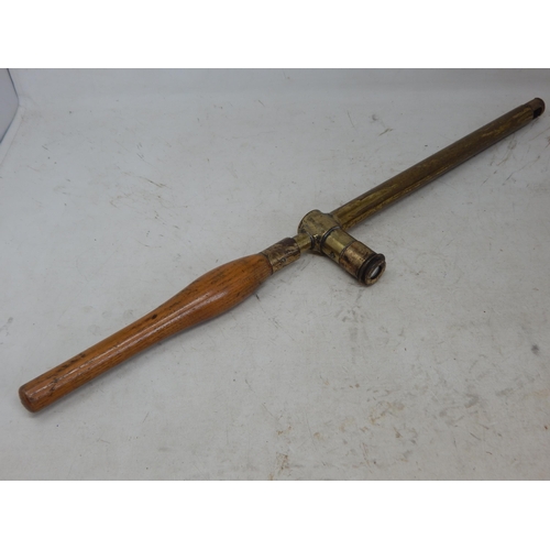 398D - WWII Brass Trench Periscope with wooden handle