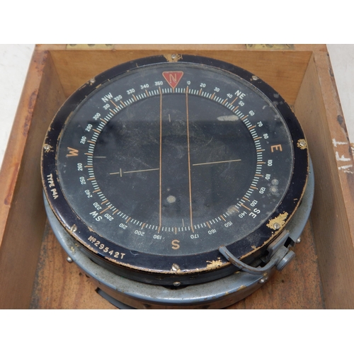 406 - Air Ministry Type P4A Compass, serial no 29542T  with A.M badge ref no 6A/745 in fitted wooden case