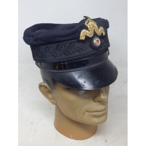 246 - WWI Kaiserliche German Navy Officers Cap. Note: Customers must satisfy themselves prior to bidding i... 