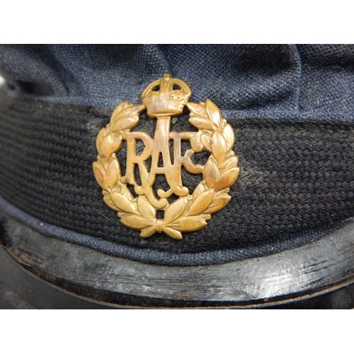 253 - Women's Royal Air Force (W.R.A.F) Peaked Visor Cap. Brass kings crown RAF cap badge to the centre wi... 