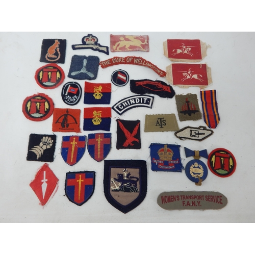 191 - A Quantity of Military Cloth Badges Including Desert Rats, 5th Anti Aircraft Division, ATS etc (appr... 