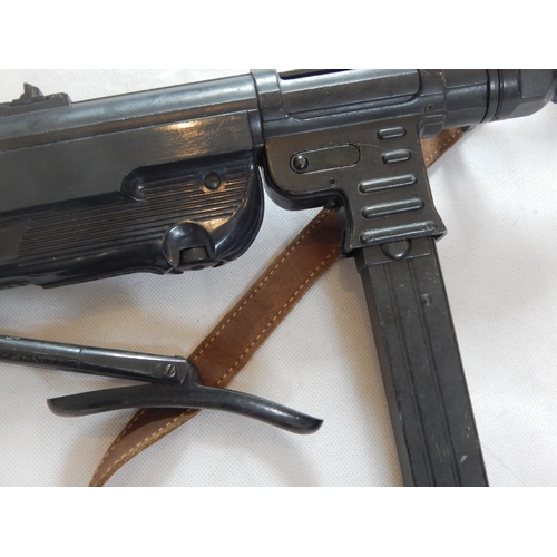 411 - WWII German MP40 Machine Gun (Replica) with Firing Mechanism & Fold Out Butt, Fully Extended Length ... 