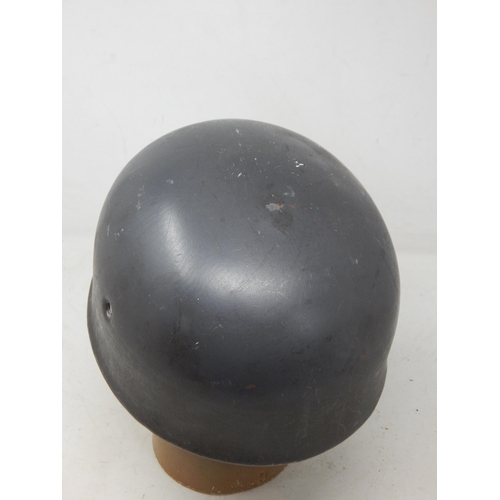 284 - WWII German Paratroopers Helmet Shell (replica) Please Note: Customers must satisfy themselves prior... 