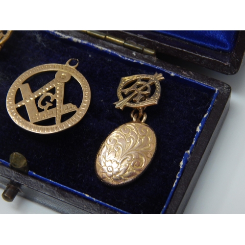 205 - An Edwardian 9ct Gold Masonic Pendant together with 9ct Gold Cufflinks: Weight 4.96g