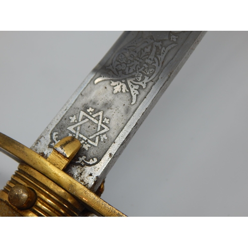 330 - Edwardian George V Naval Midshipman’s Dirk, with engraved name 