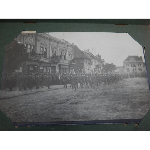 398 - WWI German Feldpost 1914/15 Containing Military Photographs.