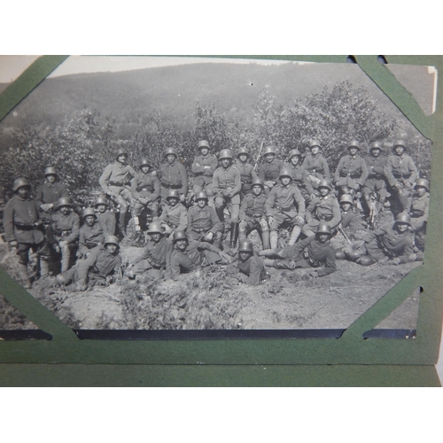 398 - WWI German Feldpost 1914/15 Containing Military Photographs.