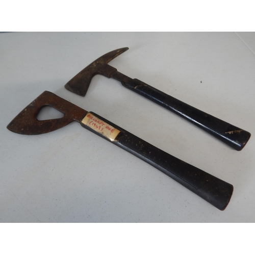 983 - WWII 1943 Dated Air Ministry Axe together with Pickaxe