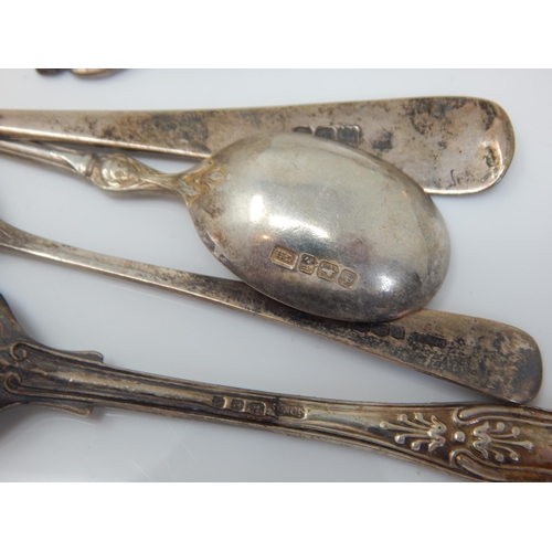 139 - A Quantity of Hallmarked Silver Spoons: Various Dates & Makers: Weight 200g