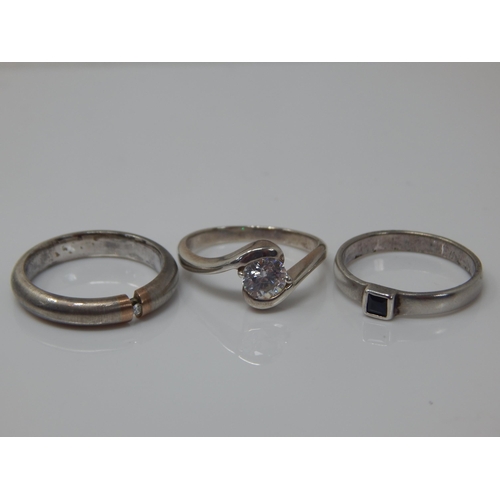 236 - 3 x Sterling Silver Rings in Fitted Case.