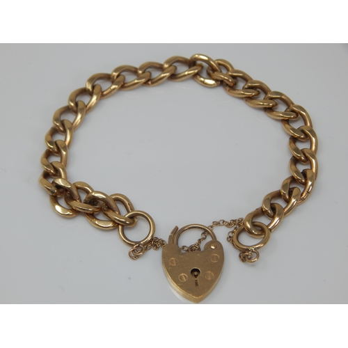 173 - 9ct Gold Bracelet with Padlock Clasp: Length 18cm: Weight 22.92g