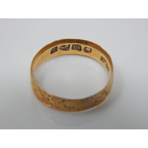 182 - 18ct Gold Wedding Ring: Size L: Weight 2.52g