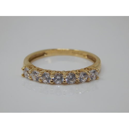 187 - 14ct Gold Half Eternity Ring: Size O: Weight 2.21g