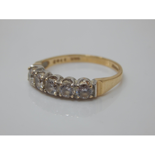 193 - 9ct Gold Half Eternity Ring: Size O: Weight 2.35g