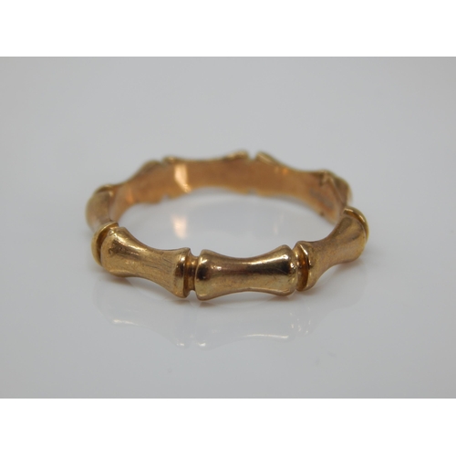 196 - 9ct Gold Ring: Size O: Weight 2.55g