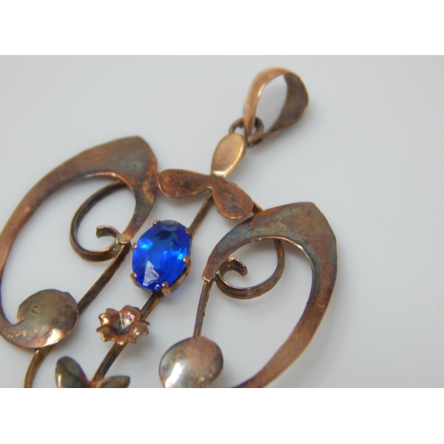 199 - Art Nouveau 9ct Gold Pendant with En-tremble Drop: Length 40mm: Weight 1.61g