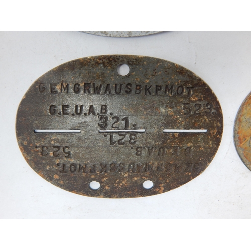 571 - WWII German Erkennungsmarke (Identification Tag): this was the standard-issue German military identi... 