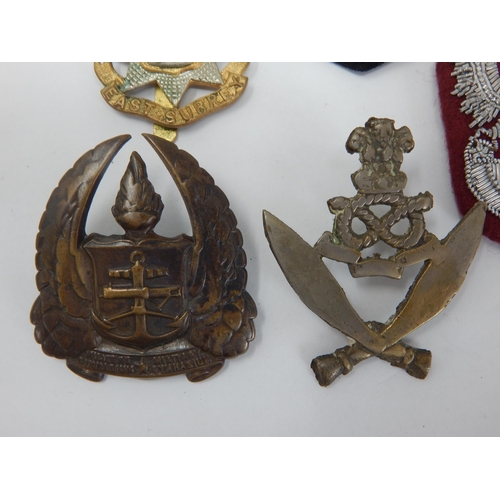 579 - A Group of Militaria Including Badges & The 4th Cheshire Company Volunteer Belt Buckle