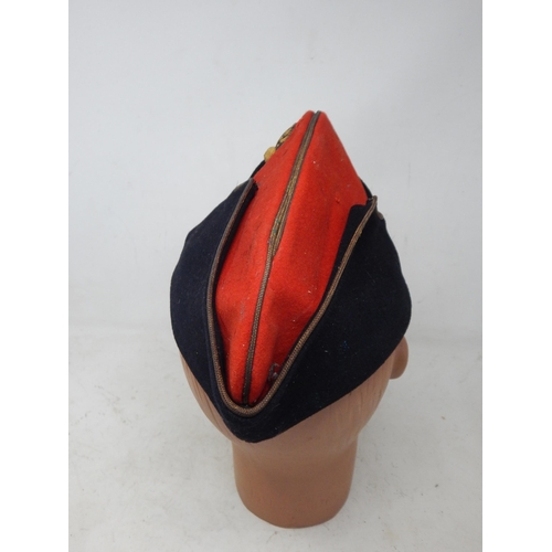 594 - WWI Royal Artillery Officers Side Cap. Please Note: Customers must satisfy themselves prior to biddi... 