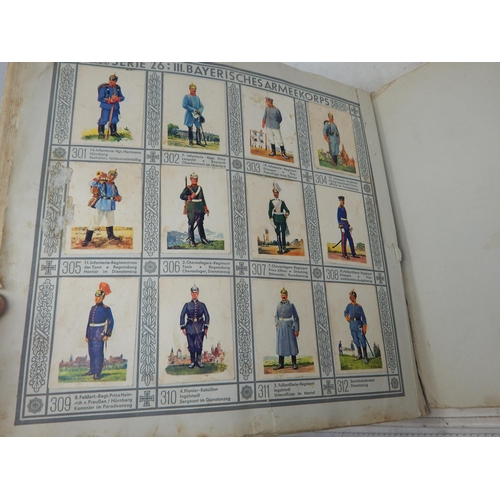 605 - WWI: Uniformen Der Alten Armee. A Complete Set of 312 Cards of German Army Uniforms.