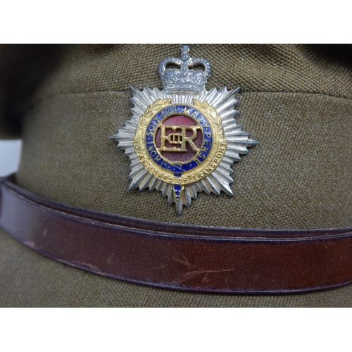 623 - QEII Army Officers Peaked Cap. Note: Customers must satisfy themselves prior to bidding in regard to... 