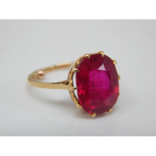 166 - Unmarked Gold Gem Set Childs Ring: Gross weight 2.45g